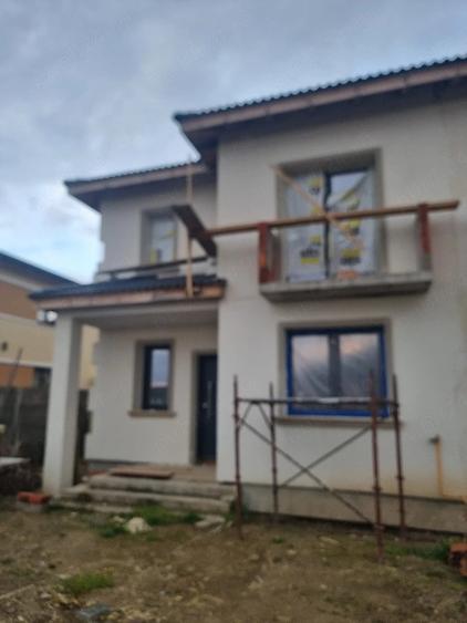 Casă cu 3 camere cu Teren 325 Mp în Șag