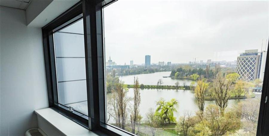 Birou, de 352 mp, în Băneasa