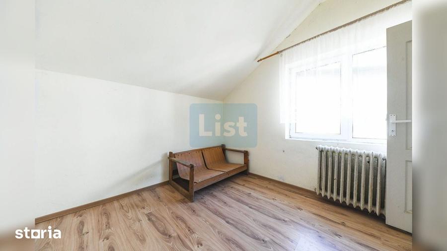 Casă cu 5 camere cu Canalizare în Iris