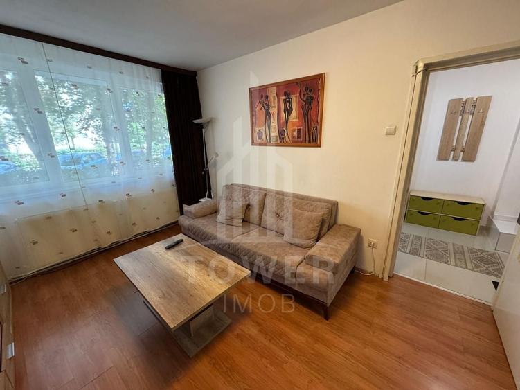 Apartament cu 2 camere semidecomandat în Mihai Viteazul