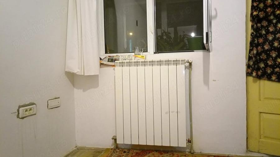 Casă cu Teren 400 Mp în Ion Creangă
