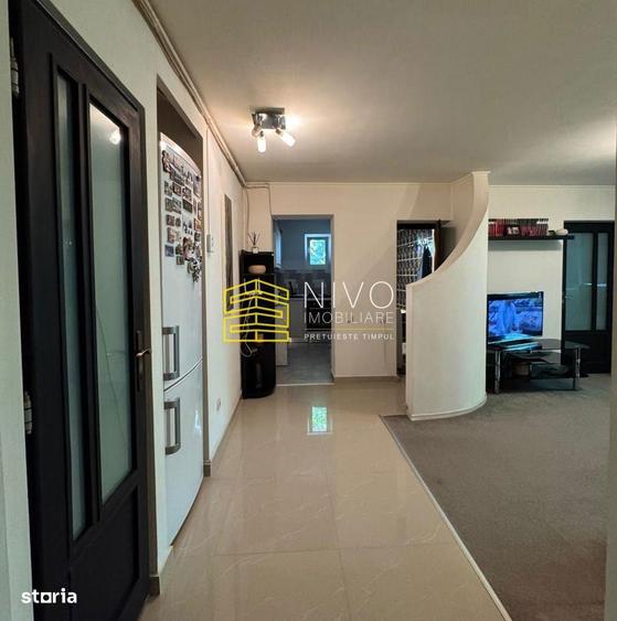 Apartament cu 3 camere semidecomandat, mobilat în Budai