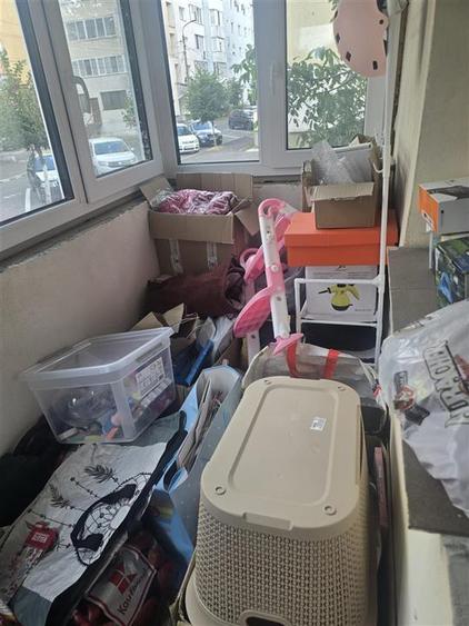 Apartament cu 3 camere decomandat, mobilat în Central