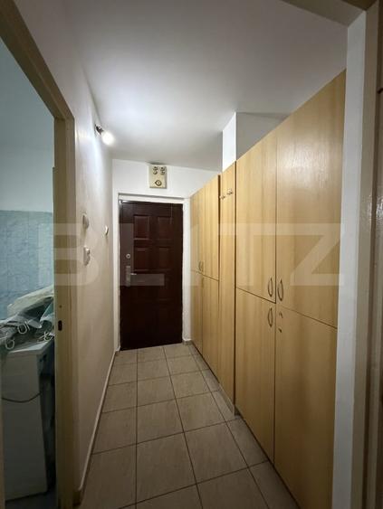 Garsonieră semidecomandată, mobilată în Valea Rosie