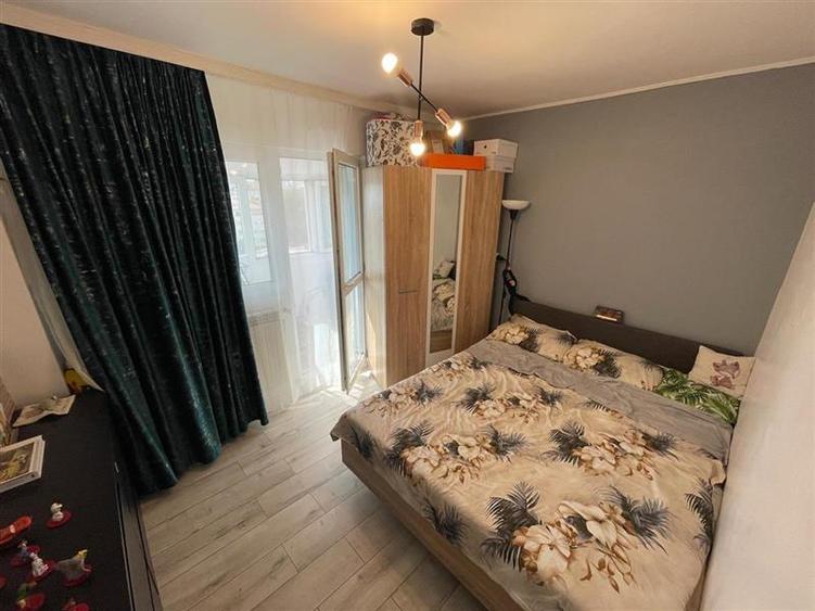 Apartament cu 2 camere decomandat, mobilat în Central