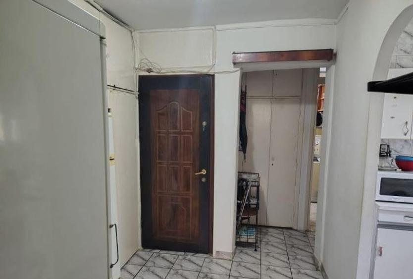 Apartament 3 camere 2 bai bloc 1983 zona Drumul Taberei - 5
