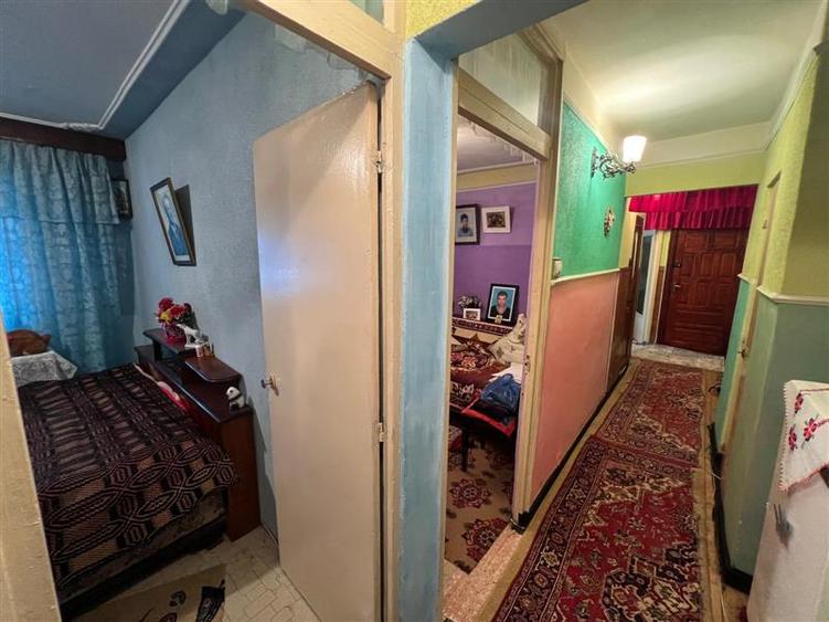 Apartament cu 3 camere decomandat, mobilat în Dancu