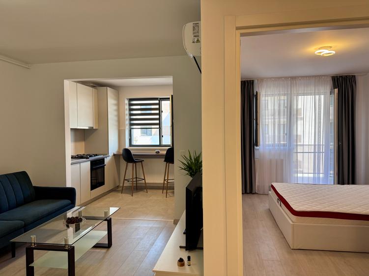 Apartament cu 2 camere semidecomandat în Theodor Pallady