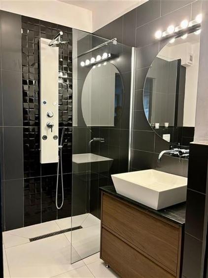 Casă individuală cu 5 camere cu Teren 173 Mp în Polonă