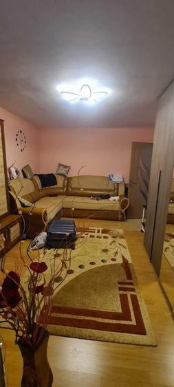 Apartament cu 2 camere decomandat în Sud