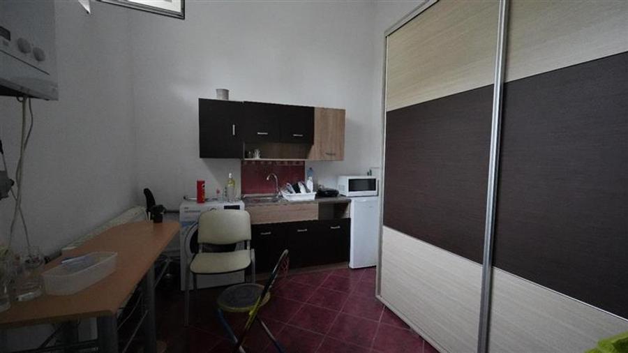 Spațiu comercial, de 232.5 mp, în Central