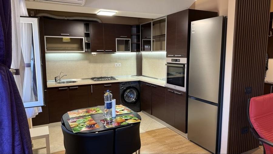 Apartament cu 2 camere semidecomandat în Industriilor