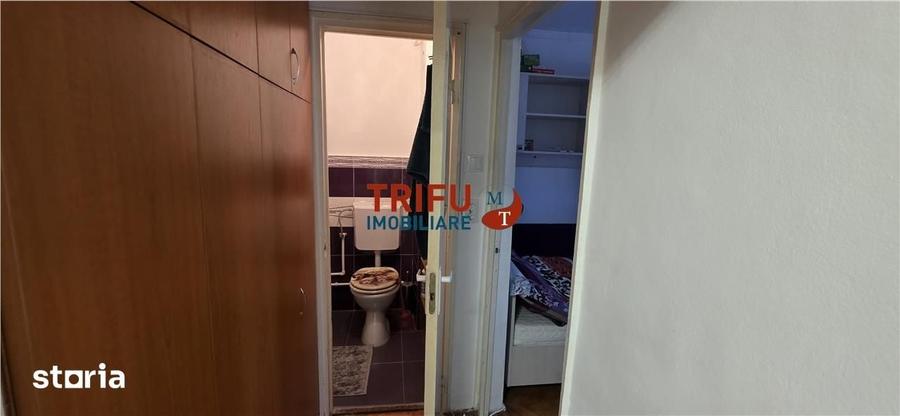 Apartament cu 3 camere decomandat în Cetate