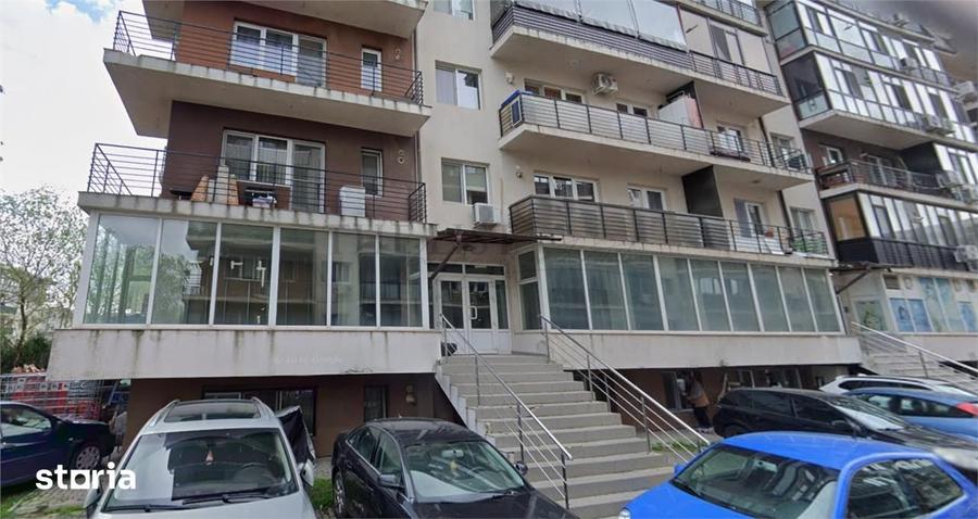 Spațiu comercial, de 152 mp, în Dobroești