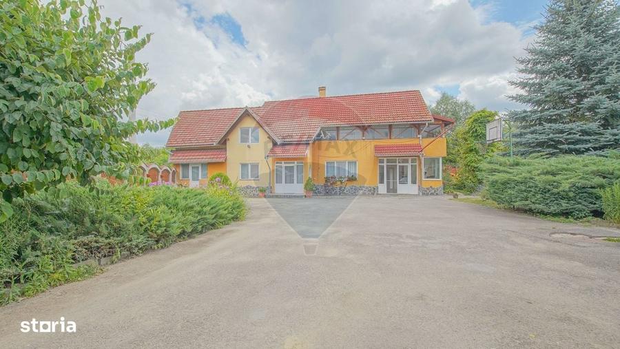 Casă cu 4 camere în Purcăreni