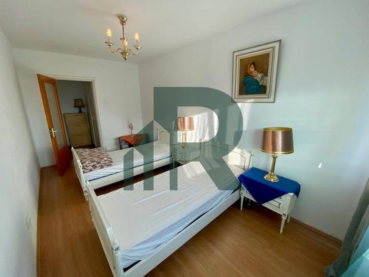 Apartament cu 3 camere decomandat, mobilat în Mihai Viteazul