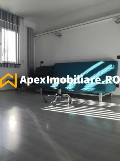 Apartament cu 3 camere decomandat în Gara de Nord