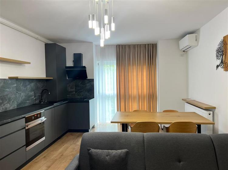 Apartament cu 2 camere decomandat în Orașul Vechi