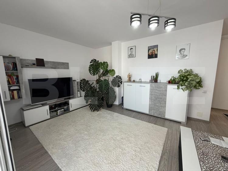 Apartament cu 2 camere decomandat, mobilat în Florești