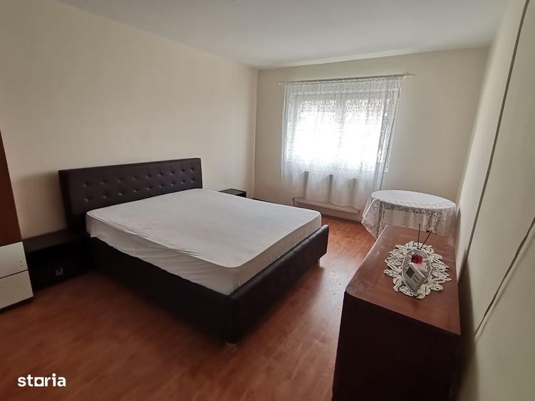 Apartament cu 2 camere decomandat în Ștrand
