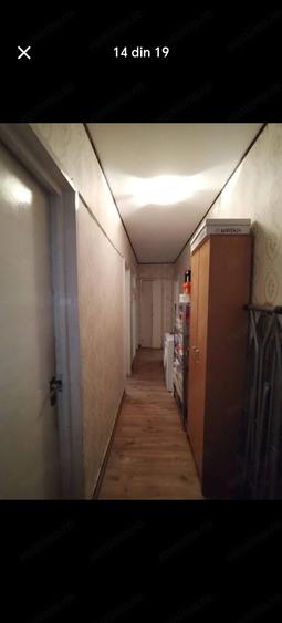 Apartament cu 4 camere semidecomandat în Exterior Vest