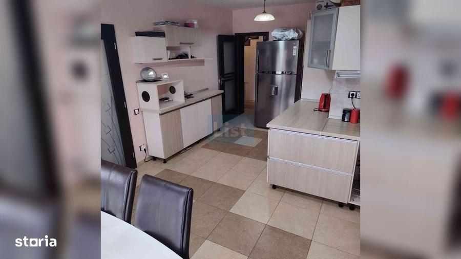 Casă cu 4 camere în Bârnova