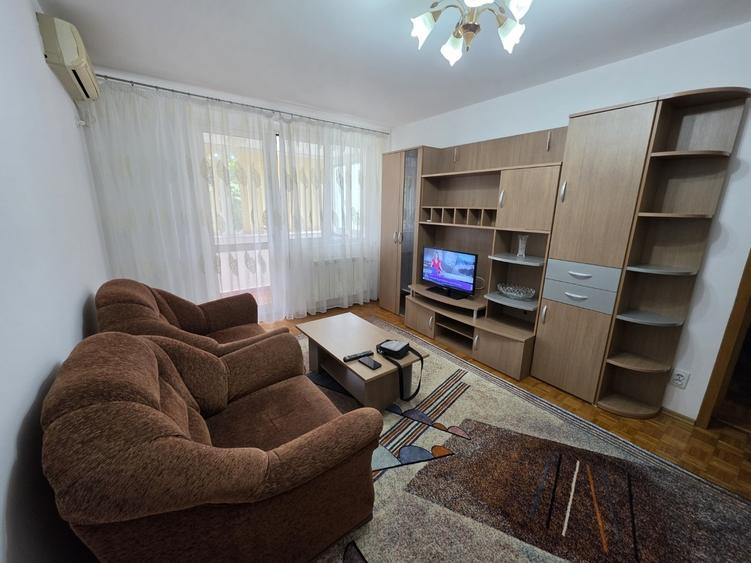 Apartament cu 2 camere semidecomandat în Câmpia Libertății