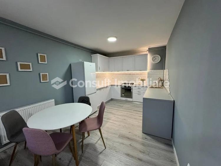 Apartament cu 2 camere semidecomandat, mobilat în Mărăști