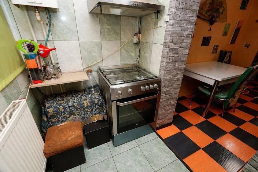 Apartament cu 3 camere nedecomandat în Babadag