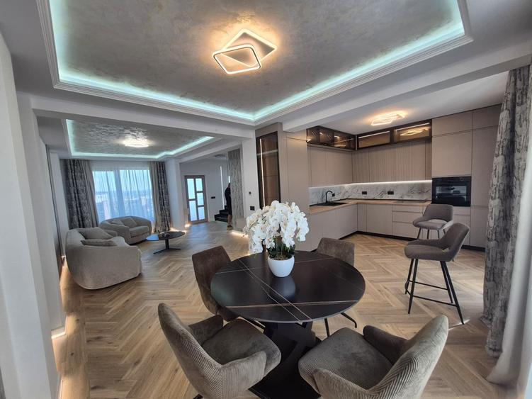 Apartament cu 4 camere decomandat în Valea Lupului