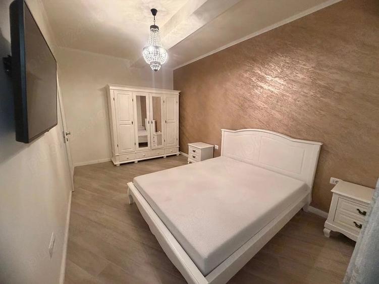 Apartament cu 3 camere decomandat în Dumbrăvița