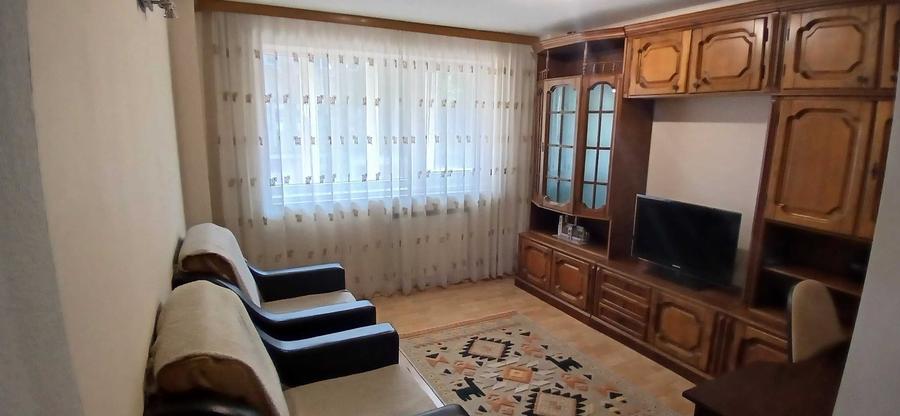 Apartament cu 3 camere decomandat în George Enescu