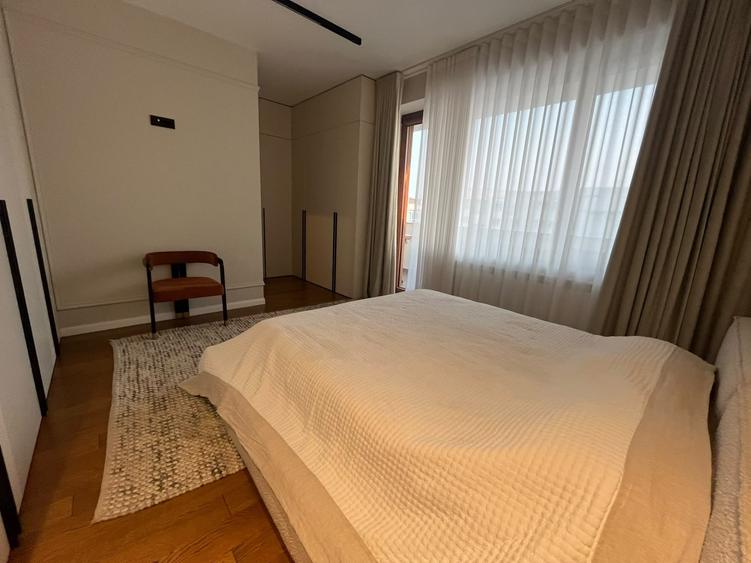 Apartament cu 3 camere decomandat, mobilat în Unirii
