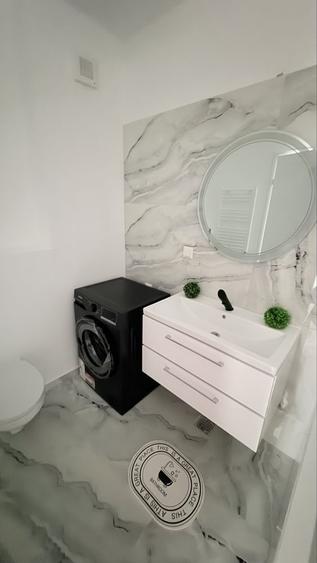 Apartament cu 2 camere decomandat în Exterior Vest