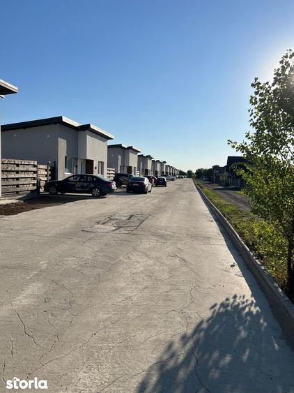 Casă cu 3 camere cu Teren 450 Mp în Balotești