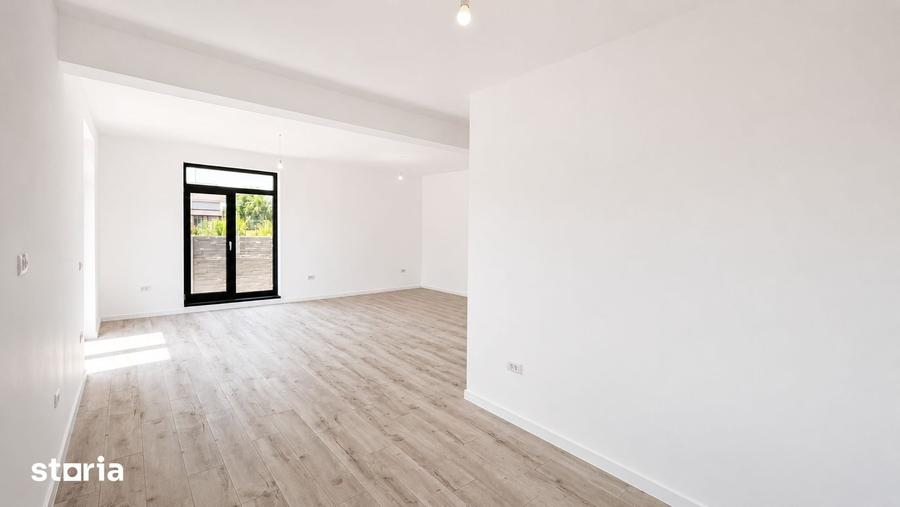 Casă cu 3 camere cu Teren 265 Mp în Sânmihaiu Român