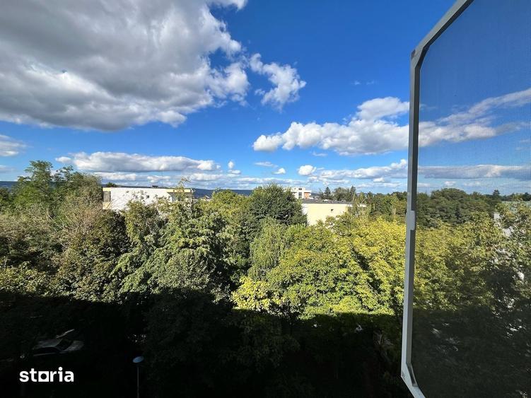 Apartament cu 4 camere în Central