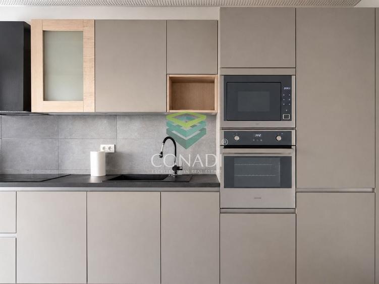 Apartament cu 3 camere semidecomandat, mobilat în Domenii
