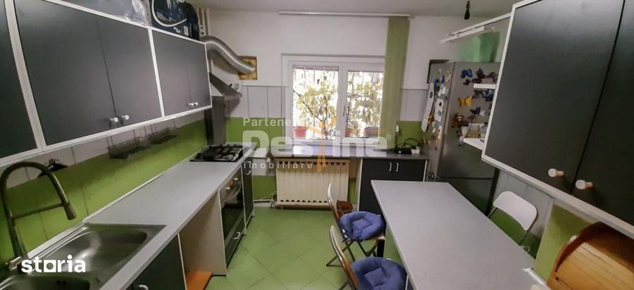 Apartament cu 3 camere decomandat în 13 Septembrie