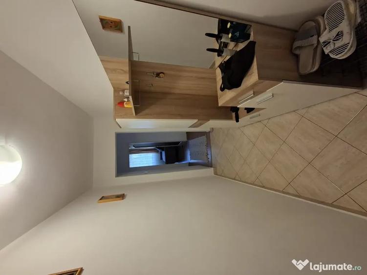 Apartament cu 2 camere decomandat în Drumul Taberei