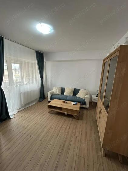 Apartament cu 3 camere decomandat în Ostroveni