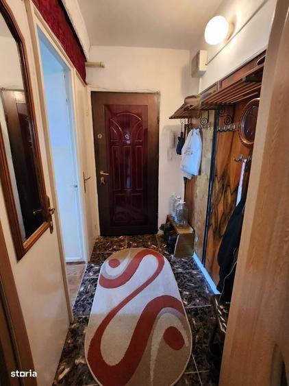 2 Camere semidecomandat zona Milcov langa pod - 10