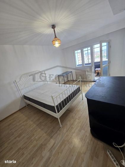 Apartament cu 2 camere decomandat în Aurel Vlaicu