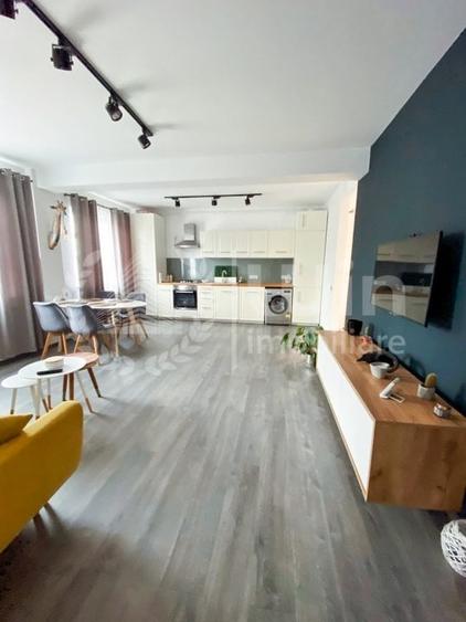 Apartament cu 2 camere semidecomandat, mobilat în Borhanci
