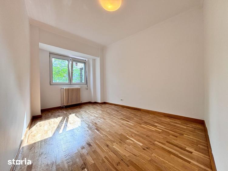 Apartament cu 4 camere decomandat în Centrul Civic