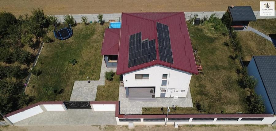Casă cu 4 camere în Ghionea