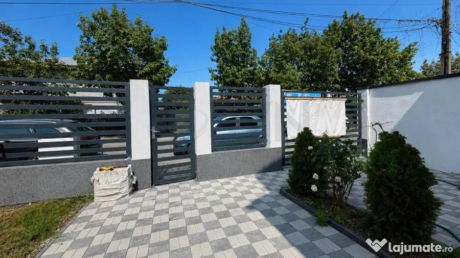 Casă cu 5 camere cu Teren 252 Mp în Central
