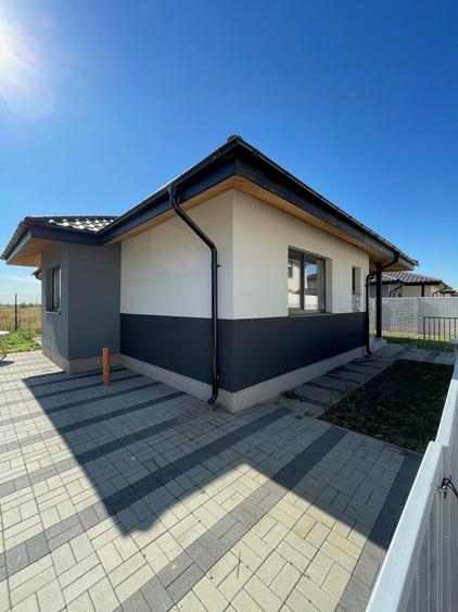 Casă individuală cu 4 camere cu Teren 350 Mp în Ciorogârla