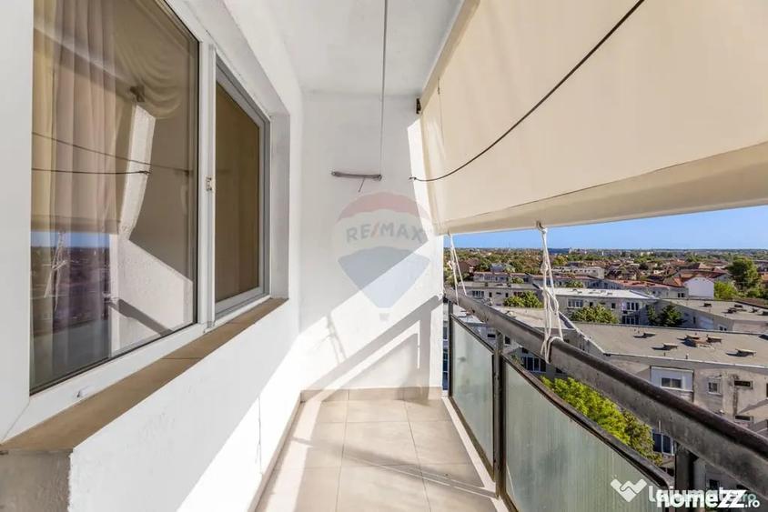 Apartament cu 3 camere semidecomandat în Central