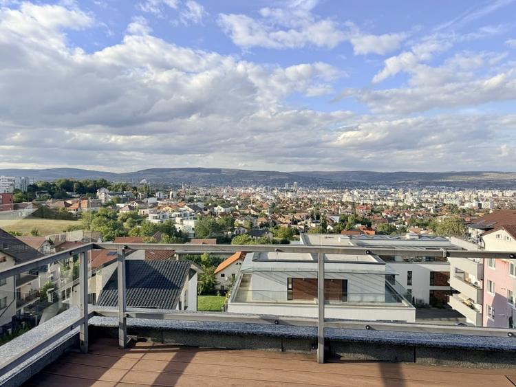 Apartament cu 2 camere semidecomandat, mobilat în Bună Ziua